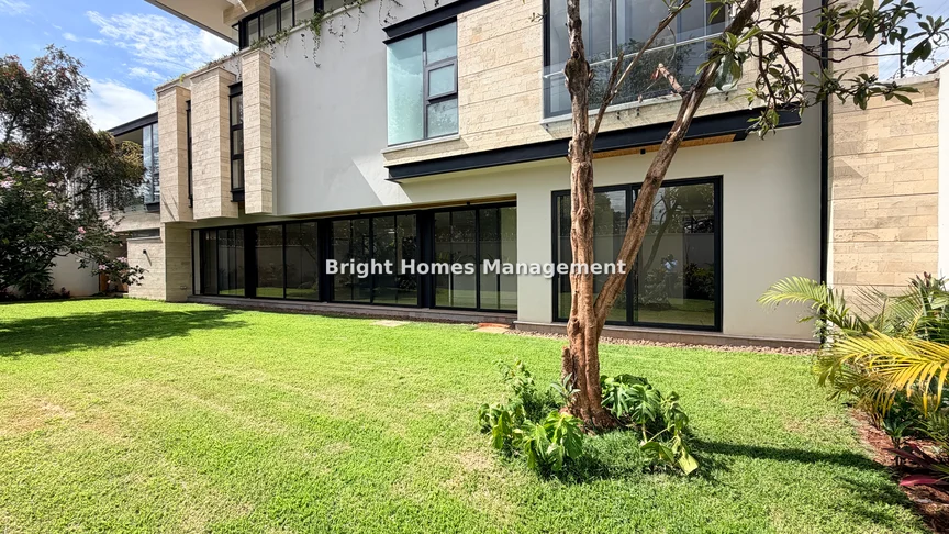 5-bedroom Townhouse for rent in Spring Valley