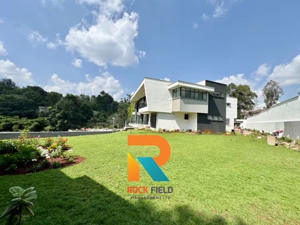5-bedroom Townhouse for sale in Rosslyn, Westlands