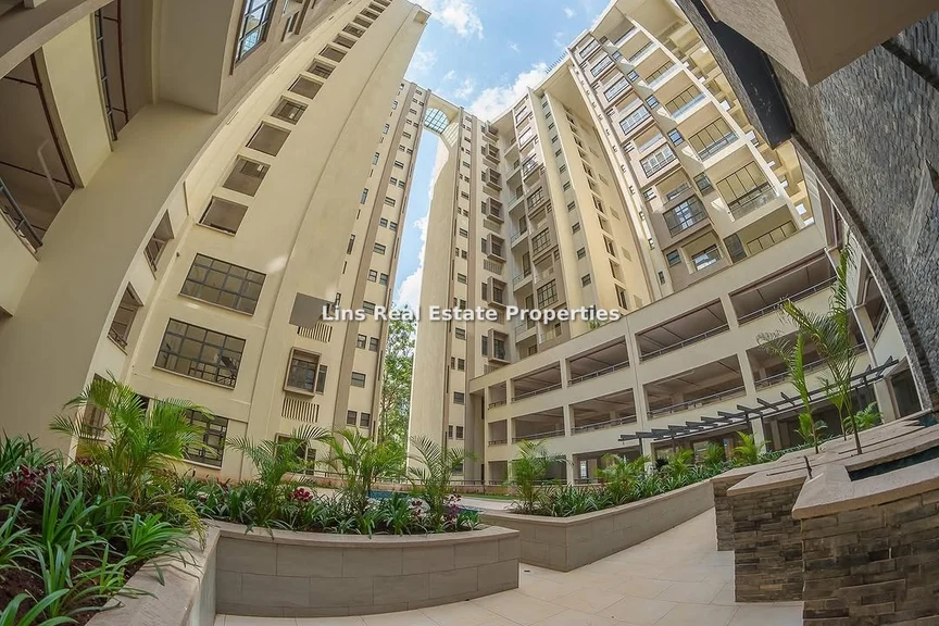 4-bedroom Apartment for sale in Riverside