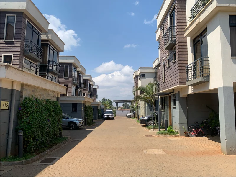 LORESHO | Luxury 4-Bedroom Townhouse For sale