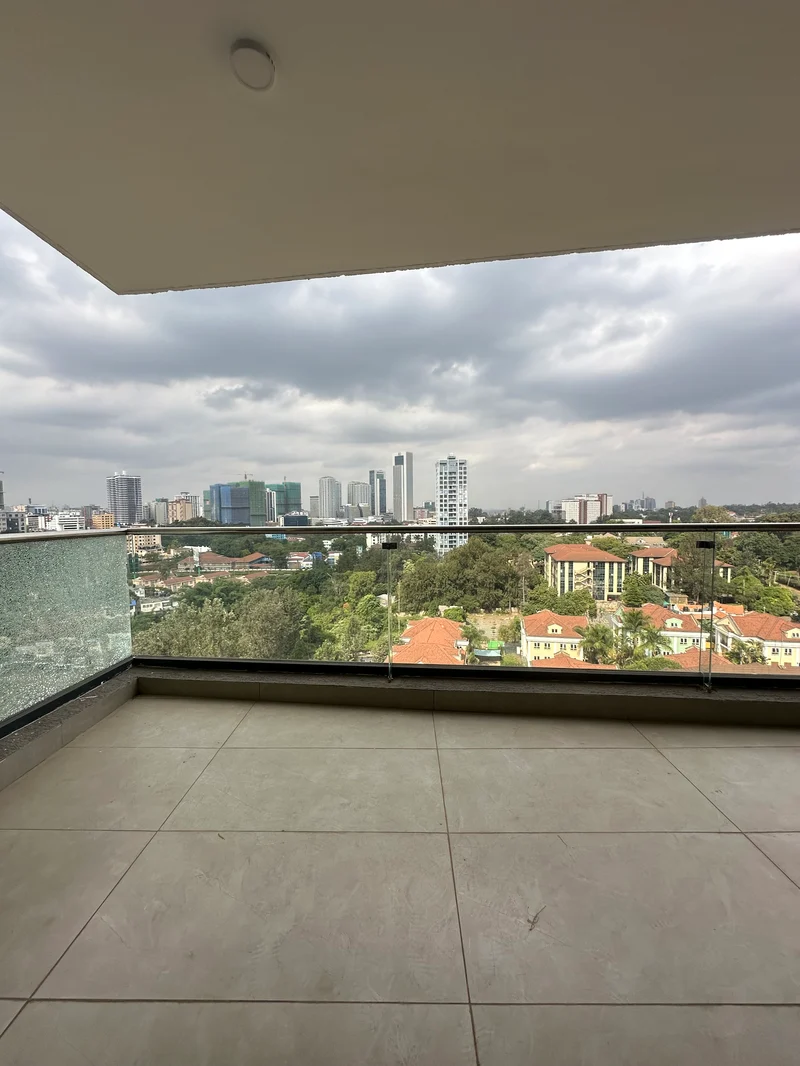 Spacious 3 bedroom apartments in Riverside Drive