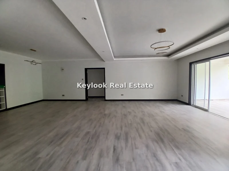 3-bedroom Apartment for rent in Riverside