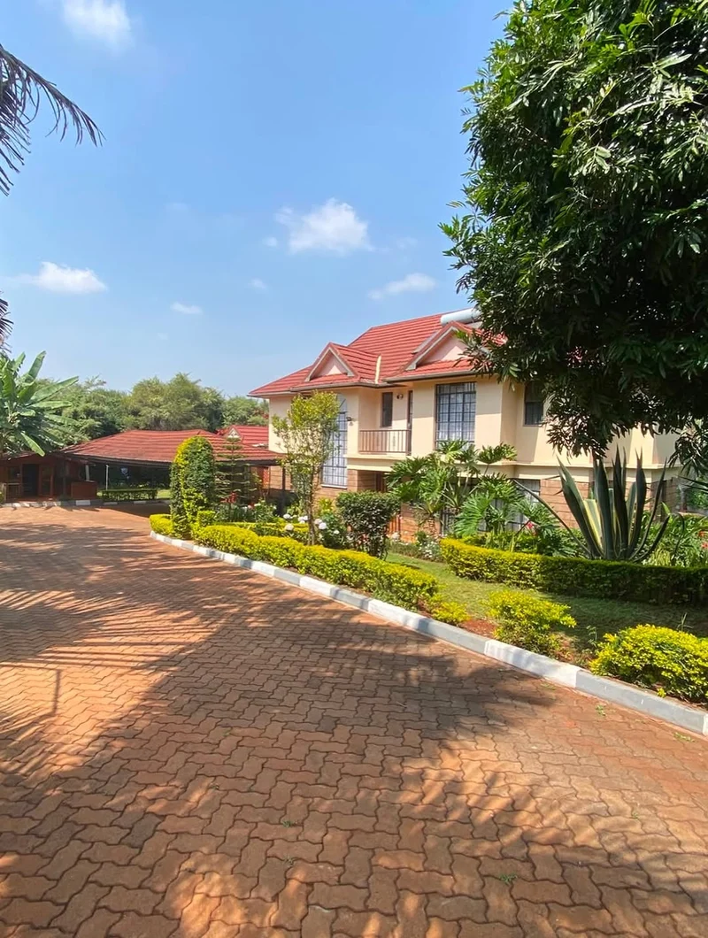 Runda - Elegant 4 bedroom townhouse for sale - Kes.90 million