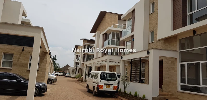 5-bedroom Townhouse for rent in Lavington