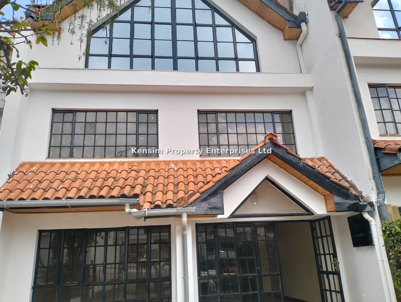 5-bedroom Townhouse for sale in Westlands Area
