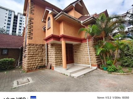 5-bedroom Villa for rent in Lavington, Nairobi