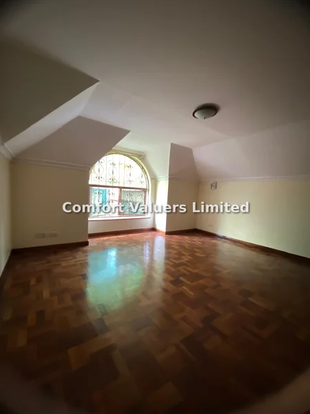 5-bedroom Townhouse for rent in Lavington