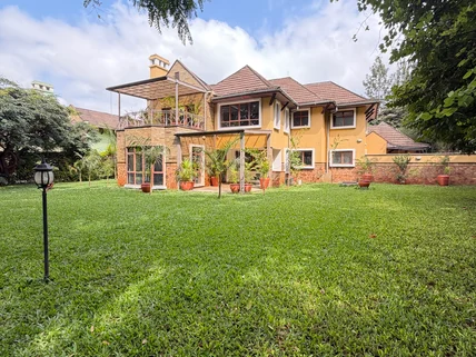 5-bedroom Townhouse for rent in Runda, Westlands
