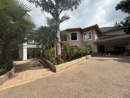 6-bedroom House for rent in Runda, Westlands