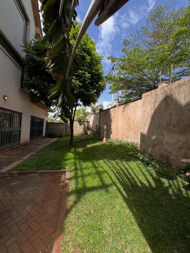 5 Bedroom Townhouse for Sale in Lavington