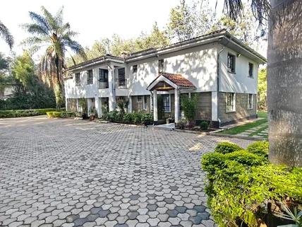 6-bedroom House for rent in Karen, Nairobi