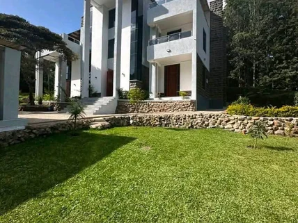6-bedroom Townhouse for sale in Karen, Nairobi