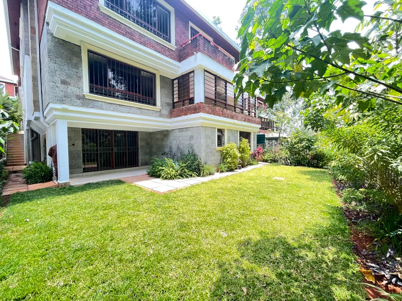 Spring valley in a well secured gated community 5 bedrooms plus dsq all ensuite modern villa for sale