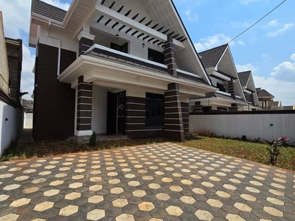 5-bedroom House for rent in Membley, Ruiru