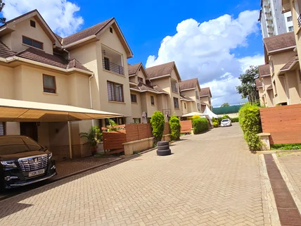 5-bedroom Townhouse for rent in Lavington, Nairobi