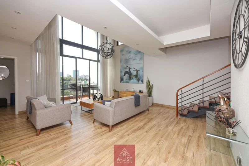 Unfursnished Luxurious 4 Bedroom Duplex For Sale In Riverside