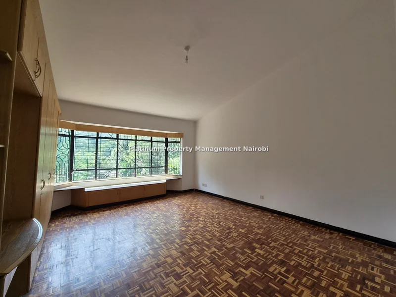 Commercial Property for rent in Westlands Area