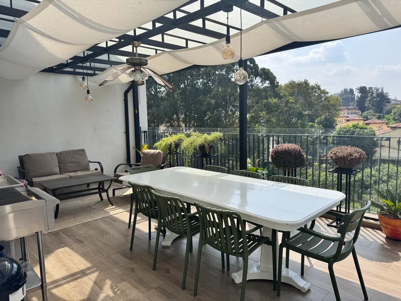 Modern 3 Bedrooms Furnished with Big Terrace
