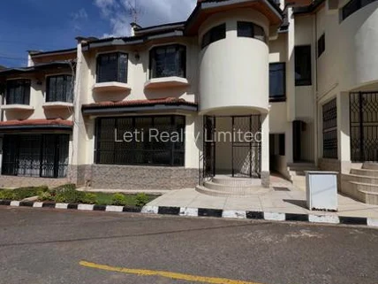 4-bedroom Townhouse for sale in Lavington, Nairobi