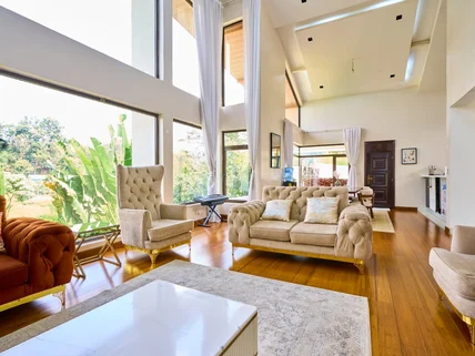 5-bedroom Villa for sale in Kiambu Road, Nairobi