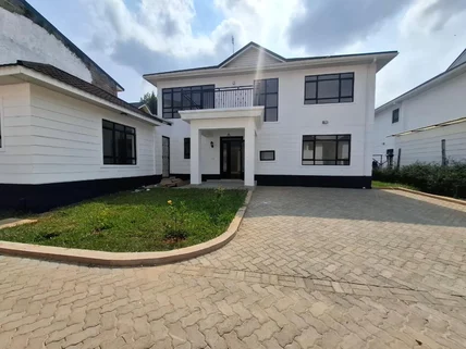 4-bedroom House for rent in Garden Estate, Roysambu