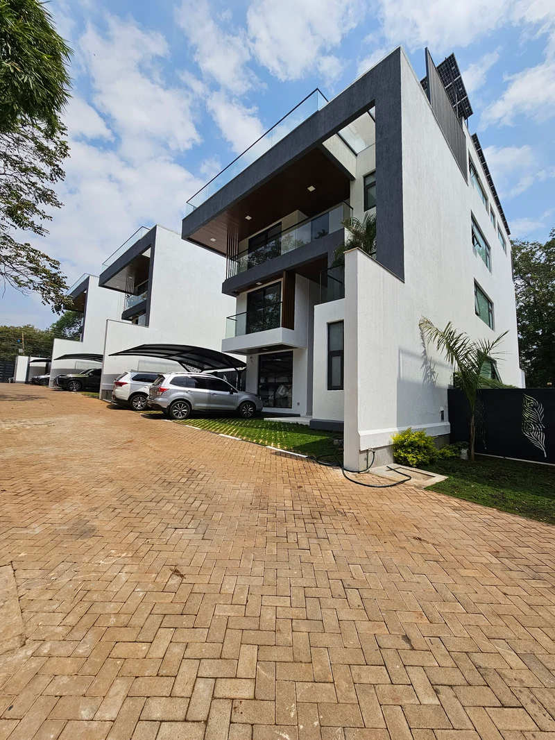 Luxury modern villa for sale at Kes 165 Million