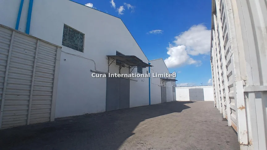 Warehouse for rent in Industrial Area