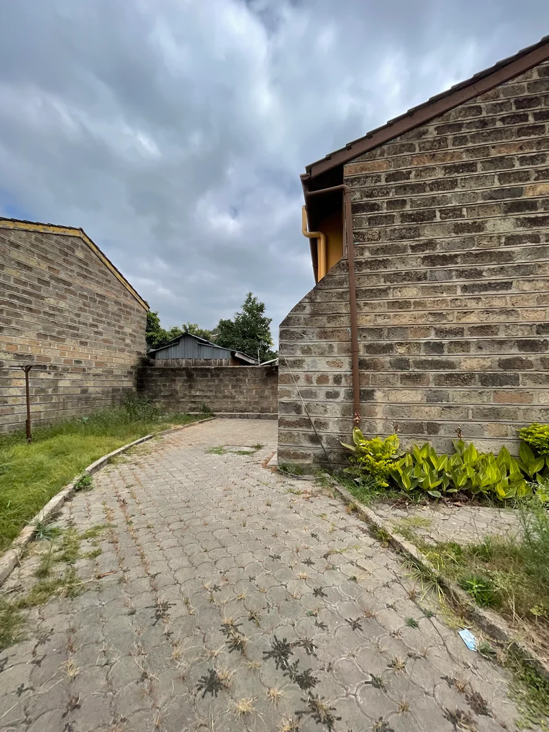 3 Bedroom House for Sale -Green fields Estate