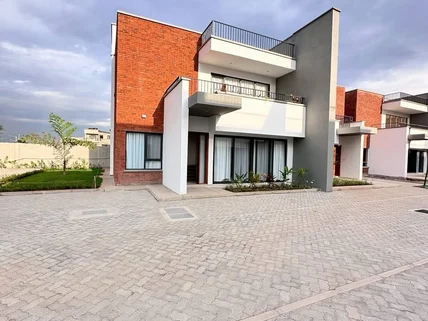 4-bedroom Townhouse for sale in Langata, Nairobi