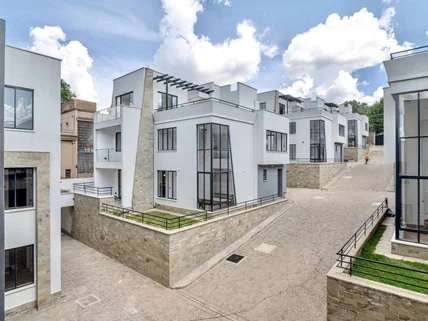 5-bedroom Townhouse for sale in Lavington, Nairobi