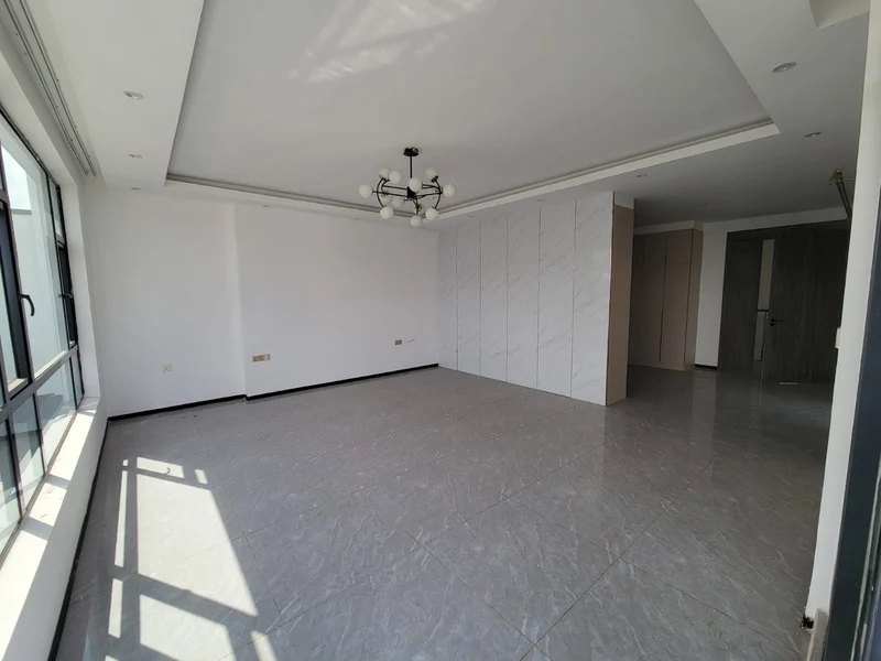 4 Bedroom Duplex Apartment