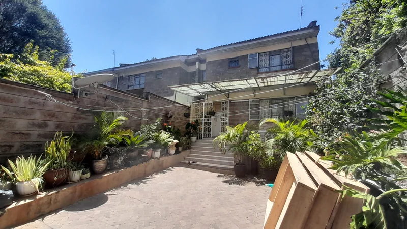 Elegant 3-Bedroom Maisonette with SQ for Sale in Jonathan Ngeno Estate, Lang'ata – Ksh 22M (O.N.O.)