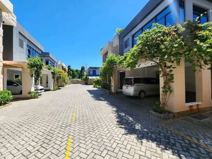 5-bedroom Villa for rent in Nyali Area, Nyali