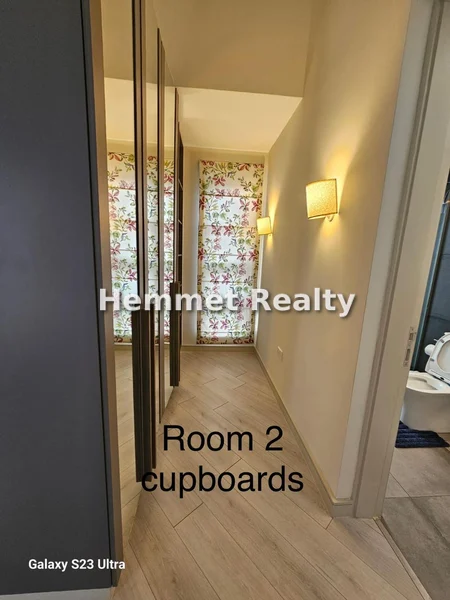 Thumbnail 16