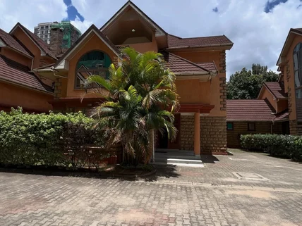 5-bedroom Villa for rent in Lavington, Nairobi