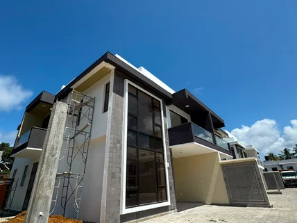 4-bedroom Townhouse for sale in Mkomani, Nyali