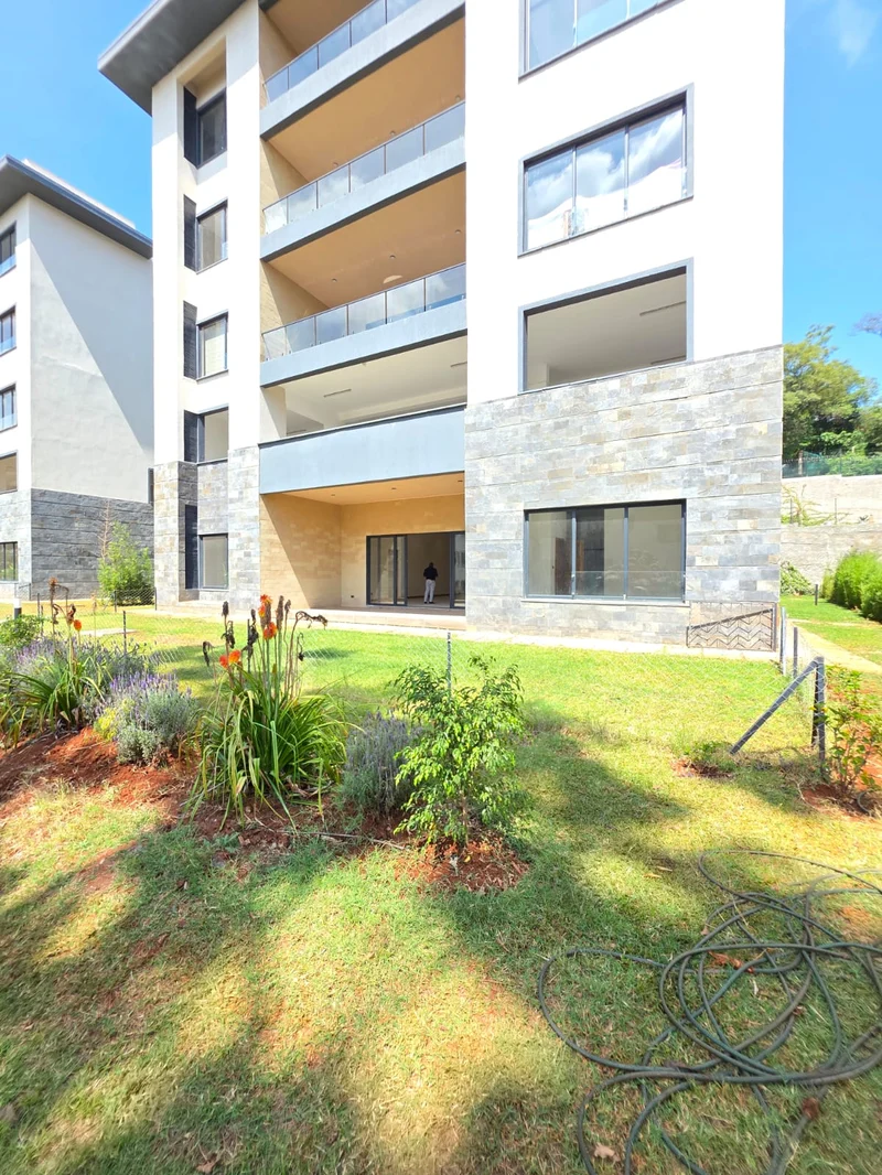 An executive 4 bedrooms apartment with garden for rent in loresho