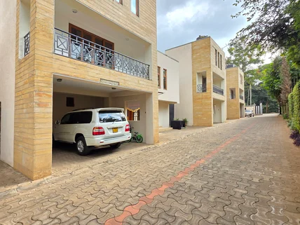 4-bedroom Townhouse for rent in Lavington, Nairobi