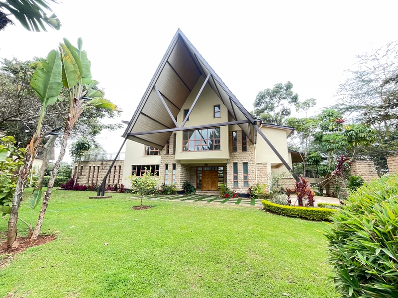 Exquisite 5-Bedroom Luxury Villa with Serene Lake Views – For Sale in Karen