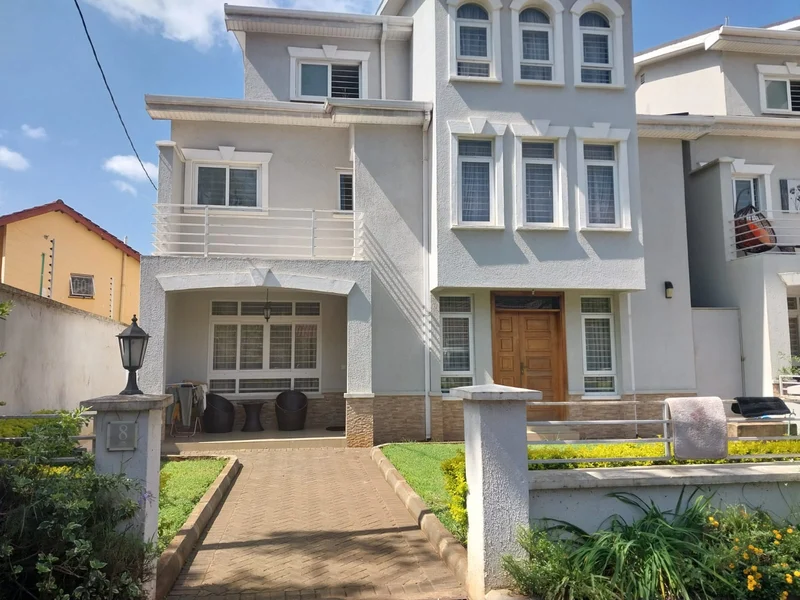 5 Bedroom House for sale in Lavington