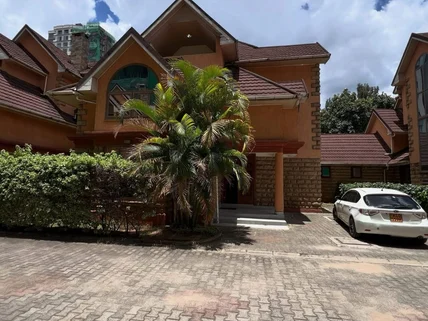 5-bedroom Townhouse for rent in Lavington, Nairobi