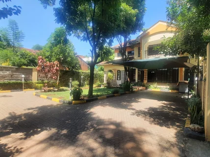 5-bedroom Townhouse for rent in Lavington, Nairobi