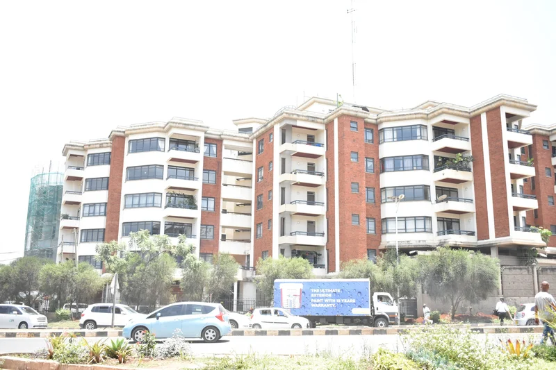 4 bedroom Apartment to Let