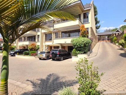 5-bedroom Townhouse for rent in Lavington, Nairobi
