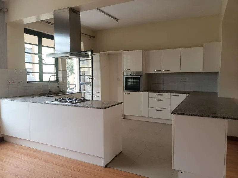To Let in Kileleshwa - 3 Bedroom All Ensuite Plus DSQ
