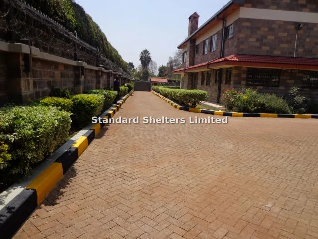 6-bedroom House for rent in Nyari
