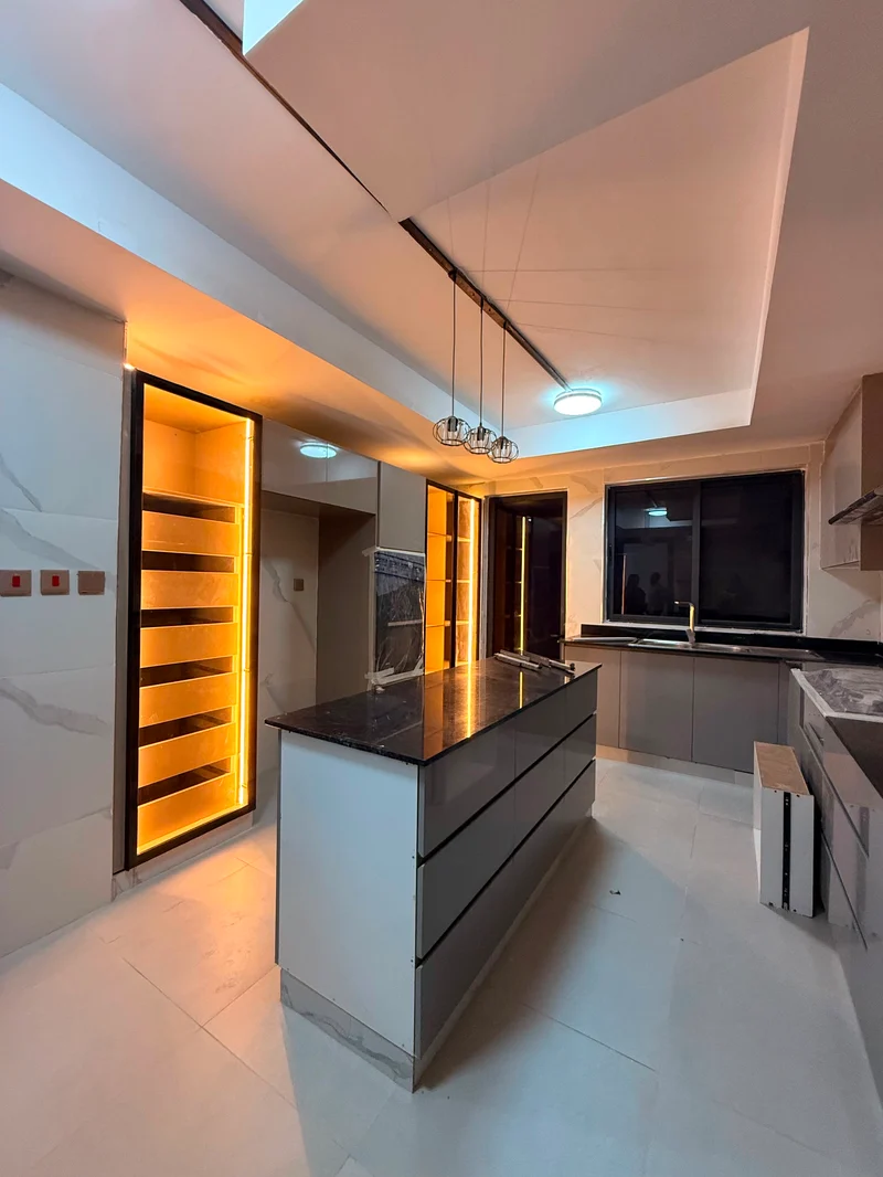 4-BEDROOM + DSQ Apartment To Let – Kilimani