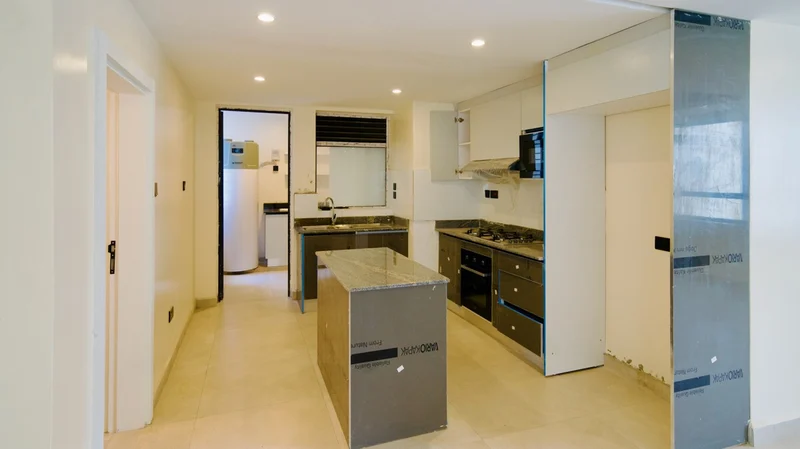 4-Bedroom Duplex Apartment All En-Suite + DSQ For Sale