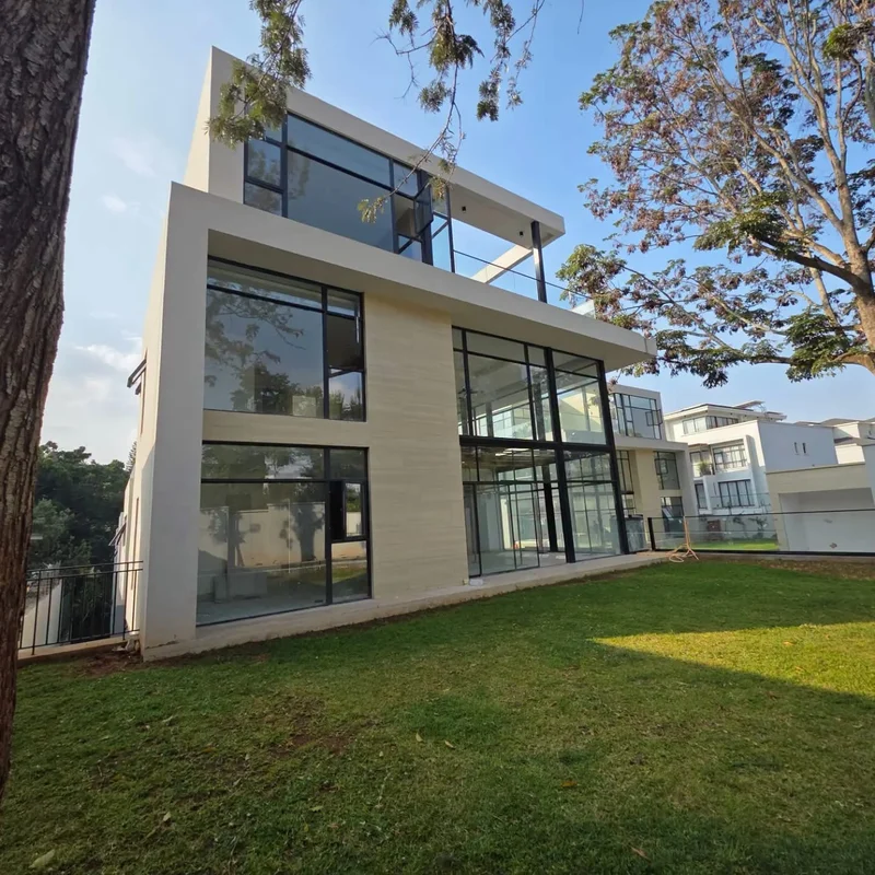 6 Bedroom Townhouse for Sale in Lavington