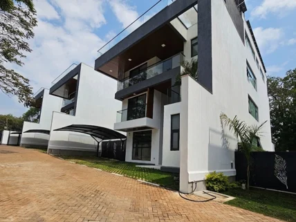 6-bedroom Townhouse for sale in Lavington, Nairobi